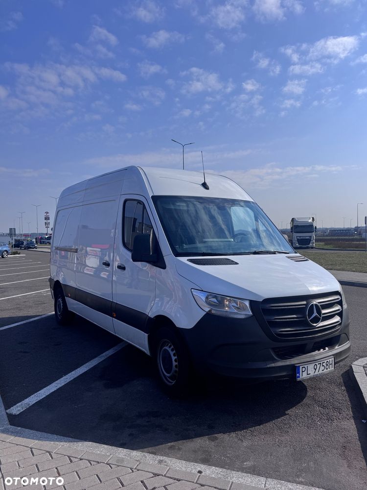 Mercedes-Benz Sprinter - 5