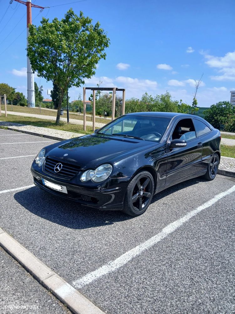 Mercedes-Benz C 220 CDI Sportcoupe - 2