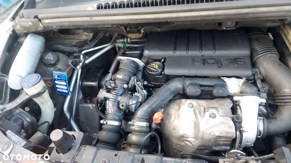 Peugeot 3008 1.6 HDi Premium - 11
