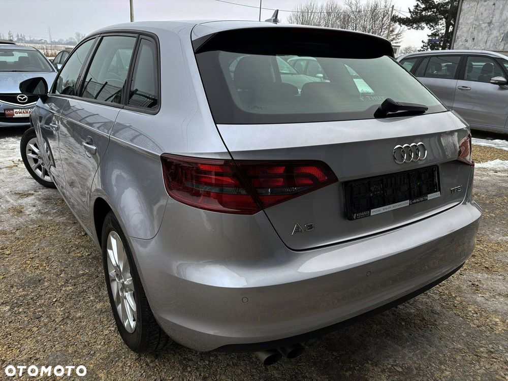 Audi A3 Sportback 1.4 TFSI Attraction - 4