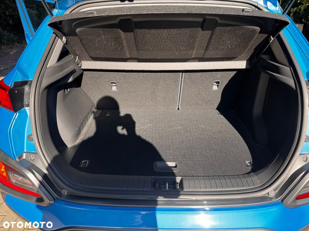 Hyundai Kona 1.6 T-GDI DCT 4WD Premium - 17