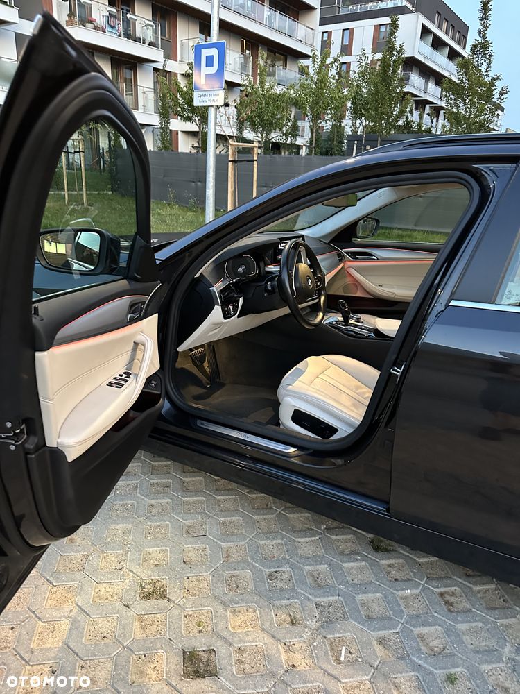 BMW Seria 5 520d Luxury Line - 8