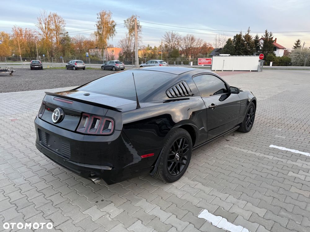 Ford Mustang 3.7 V6 Premium - 10