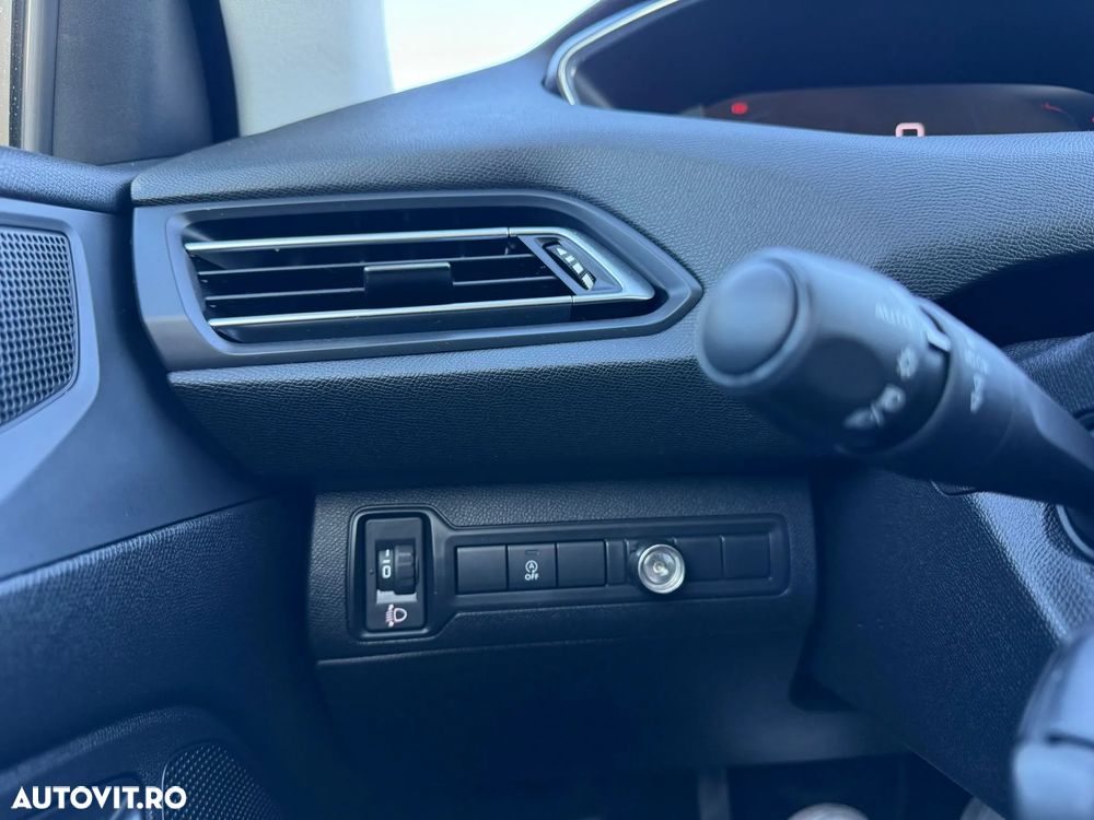 Peugeot 308 1.5 BlueHDi FAP STT Active Pack - 17