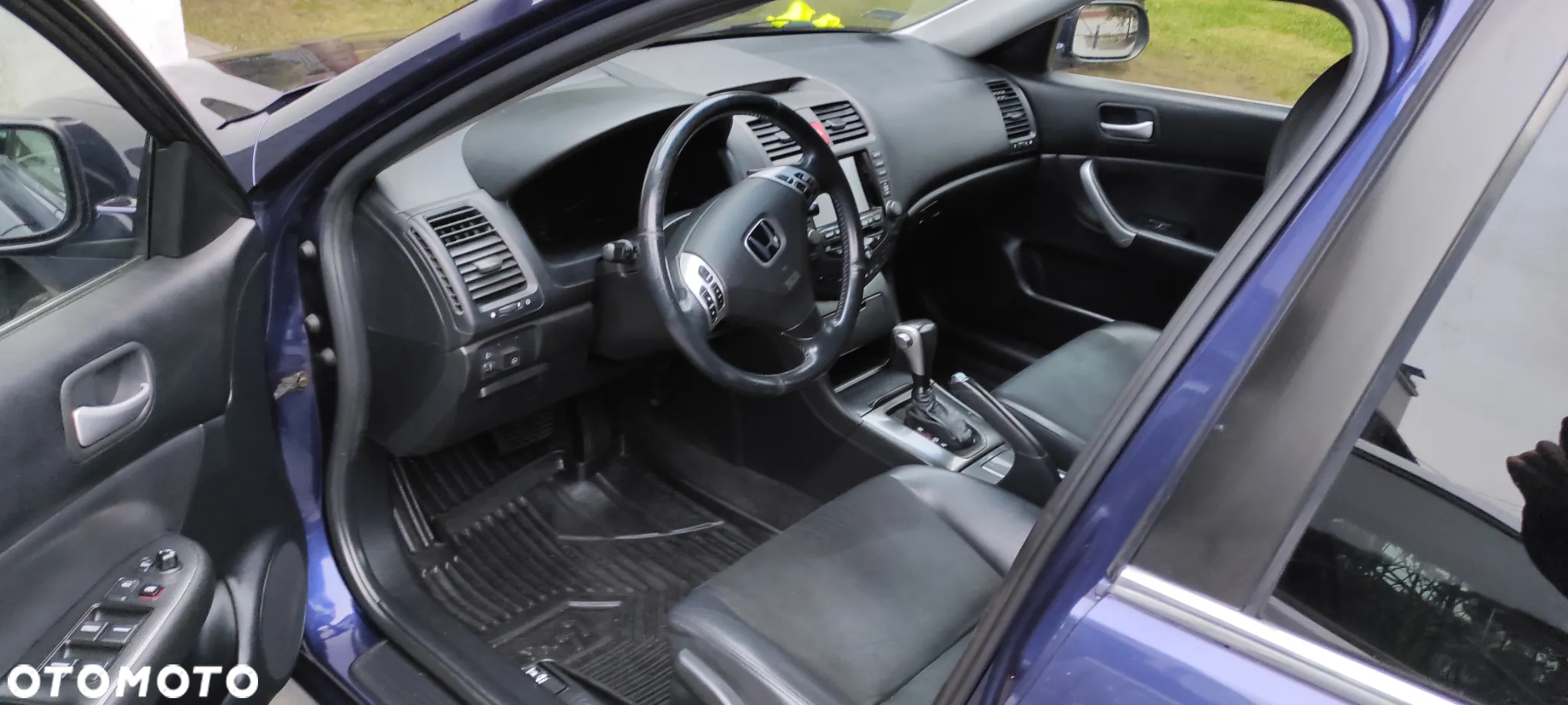 Honda Accord 2.0 Comfort - 10