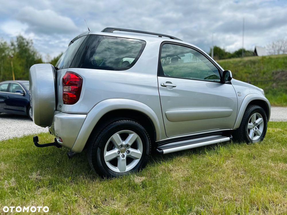 Toyota RAV4 - 10