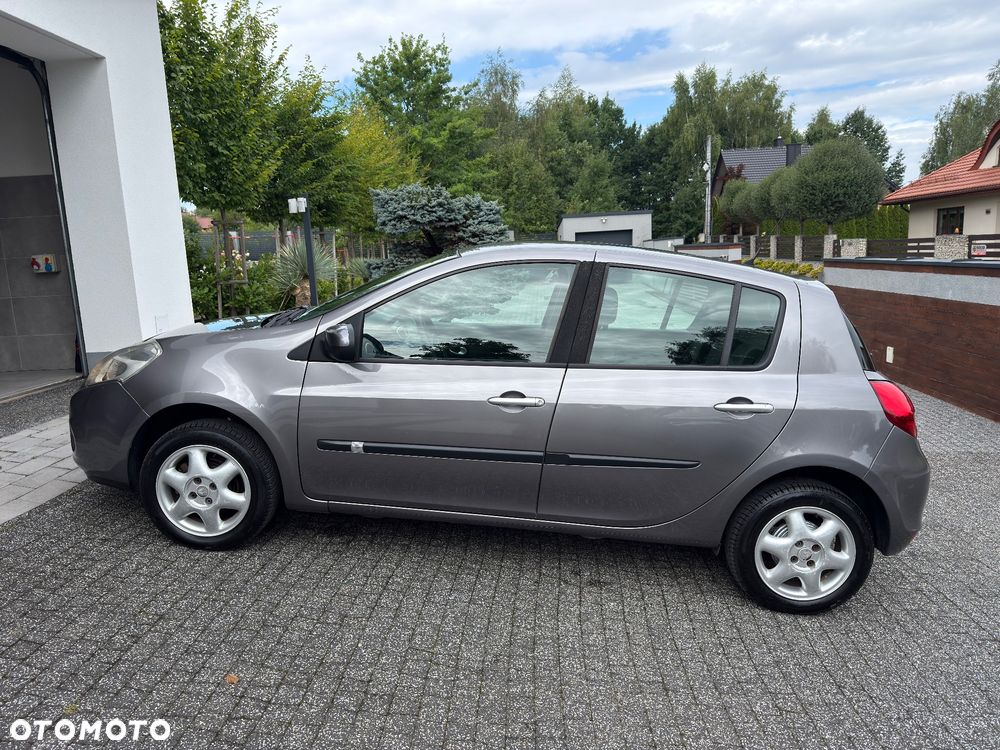 Renault Clio 1.2 16V All Inclusive - 4