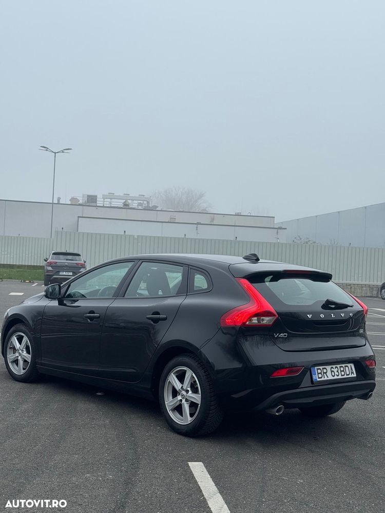 Volvo V40 D2 Aut. Kinetic - 6