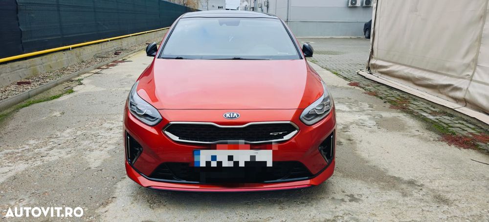 Kia Ceed - 1