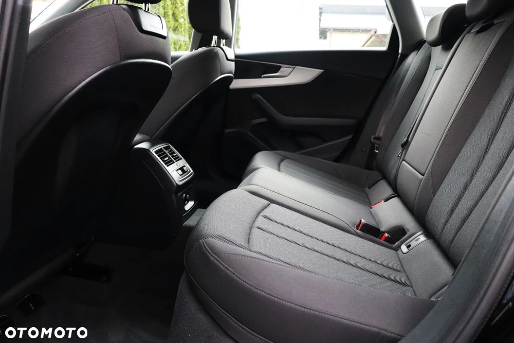 Audi A4 Avant 35 TDI S tronic - 21