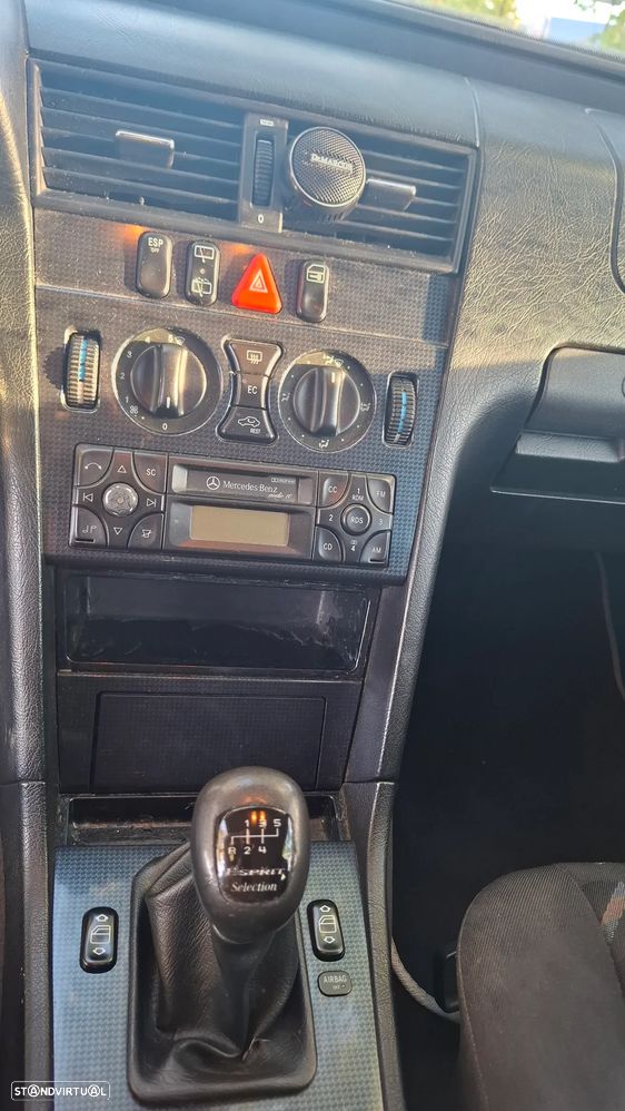 Mercedes-Benz C 220 - 6