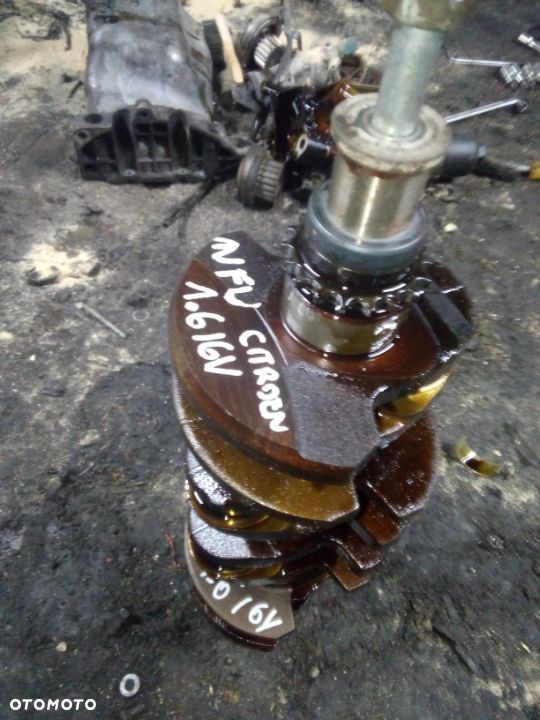 Peugeot 206 citroen C4 NFU 1,6 16V wal korbowy - 2