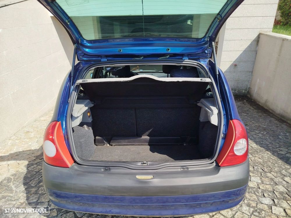 Renault Clio 1.2 16V Expression - 19