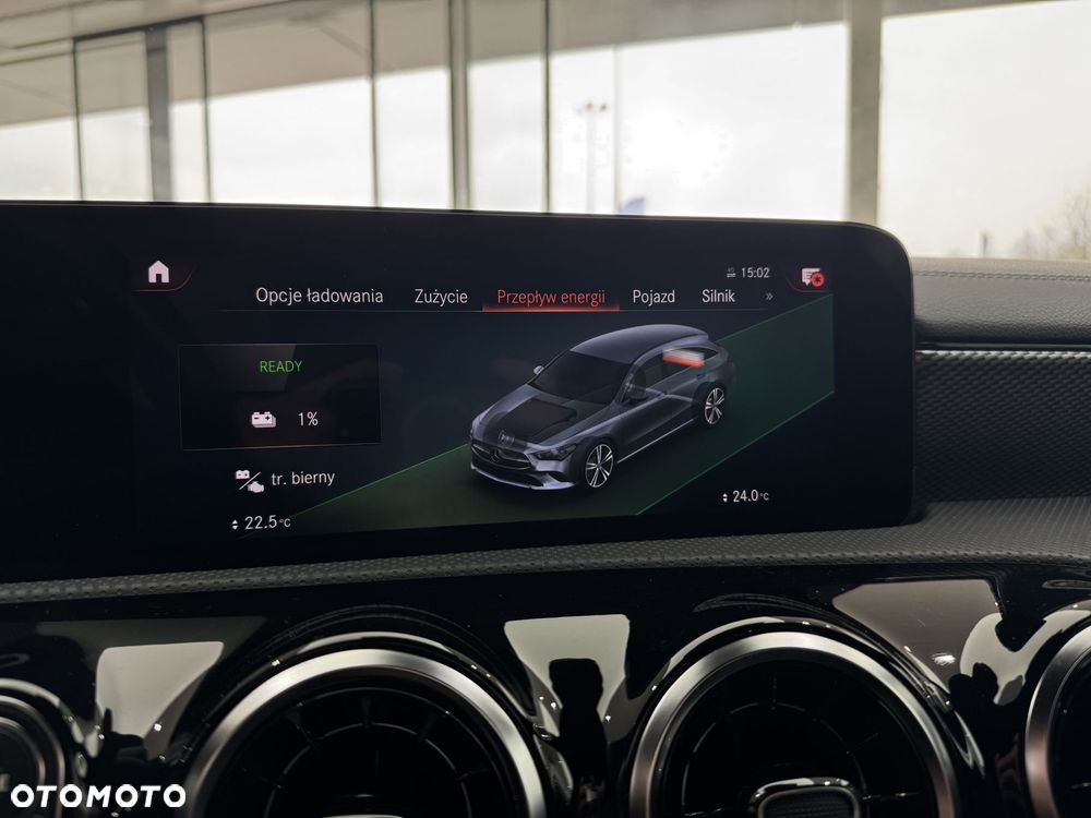 Mercedes-Benz CLA - 31