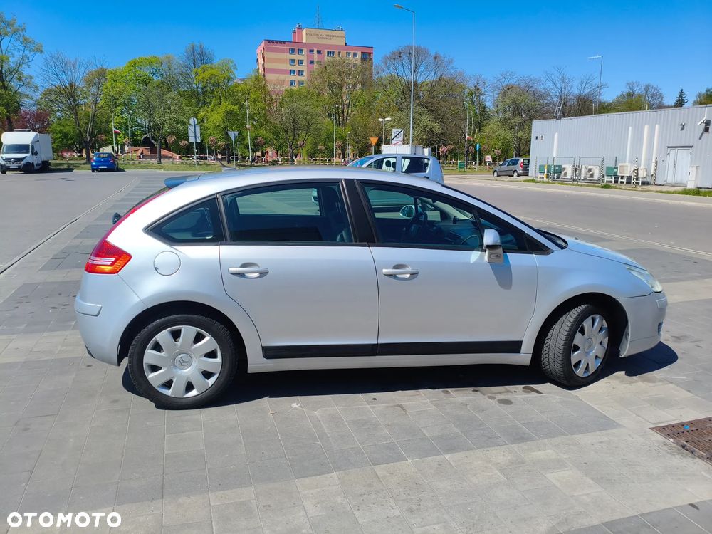 Citroën C4 1.6 16V Impress - 13