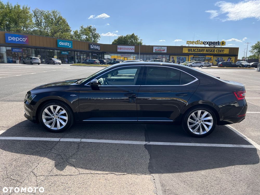 Skoda Superb 2.0 TDI 4x4 L&K DSG - 4