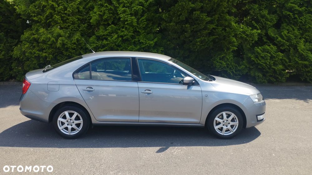 Skoda RAPID 1.2 TSI Ambition - 2