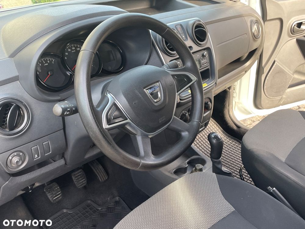 Dacia Dokker - 5
