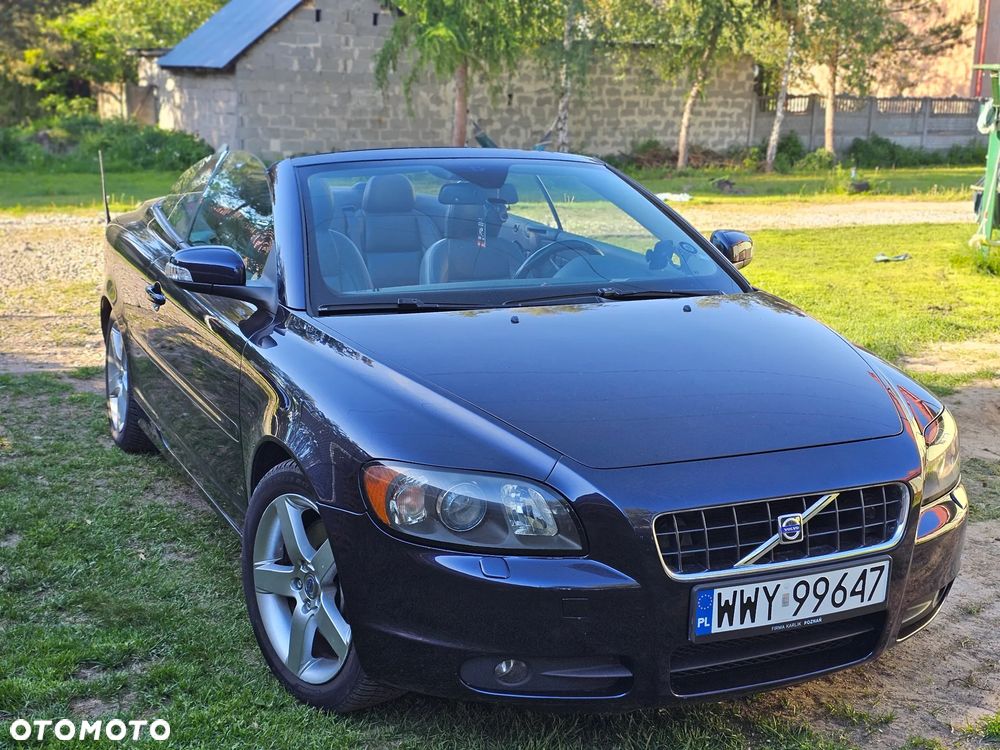 Volvo C70 2.0D Momentum - 23
