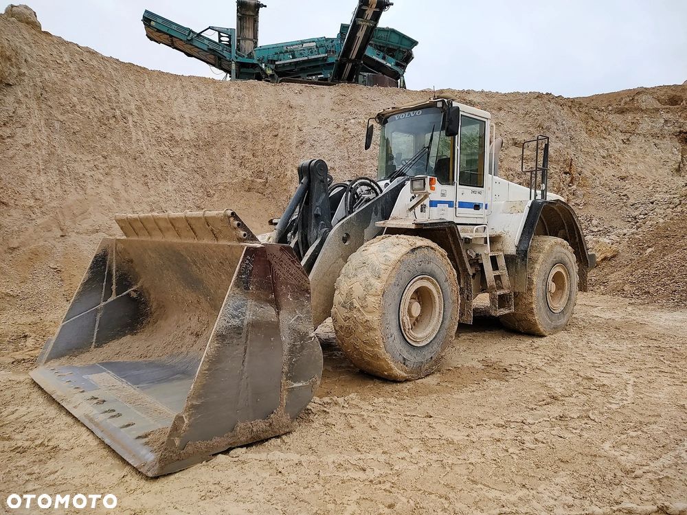 Caterpillar 906M - 6