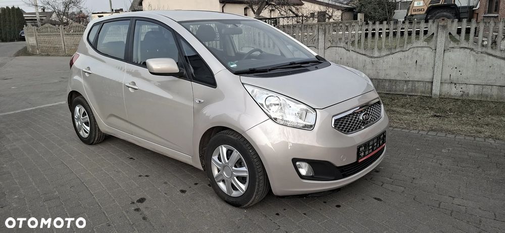 Kia Venga 1.4 CRDi 90 Attract - 2