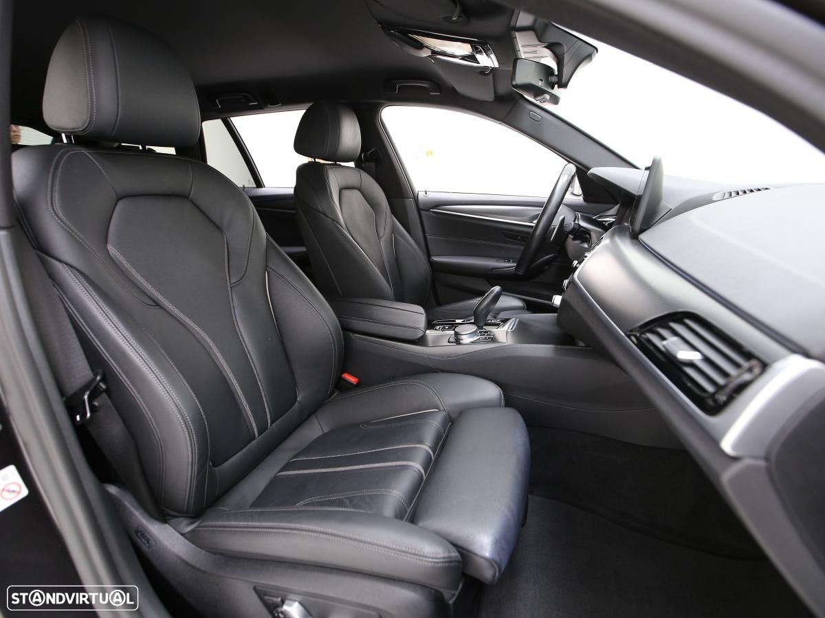 BMW 530 e Pack Desportivo M - 31