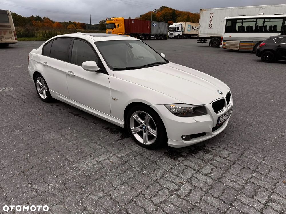 BMW Seria 3 320i - 16