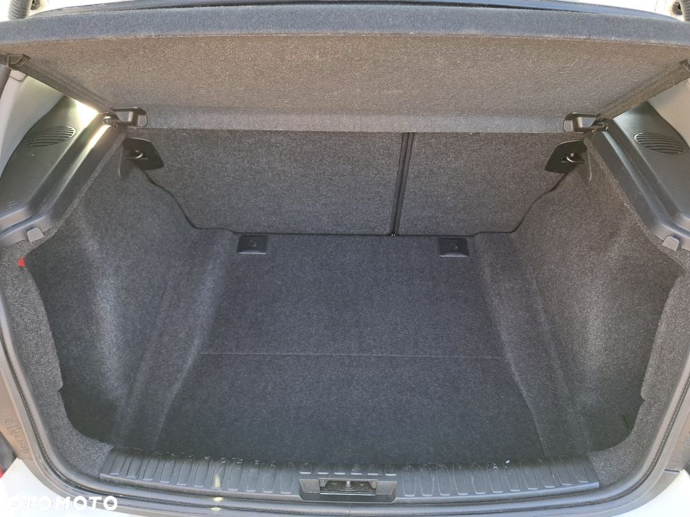 BMW Seria 1 116d DPF Edition Lifestyle - 32