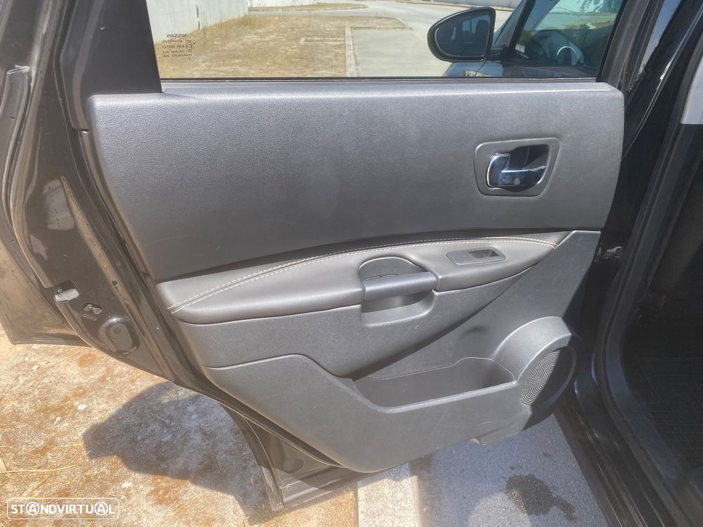 Nissan Qashqai +2 1.6 dCi Tekna Sport - 10