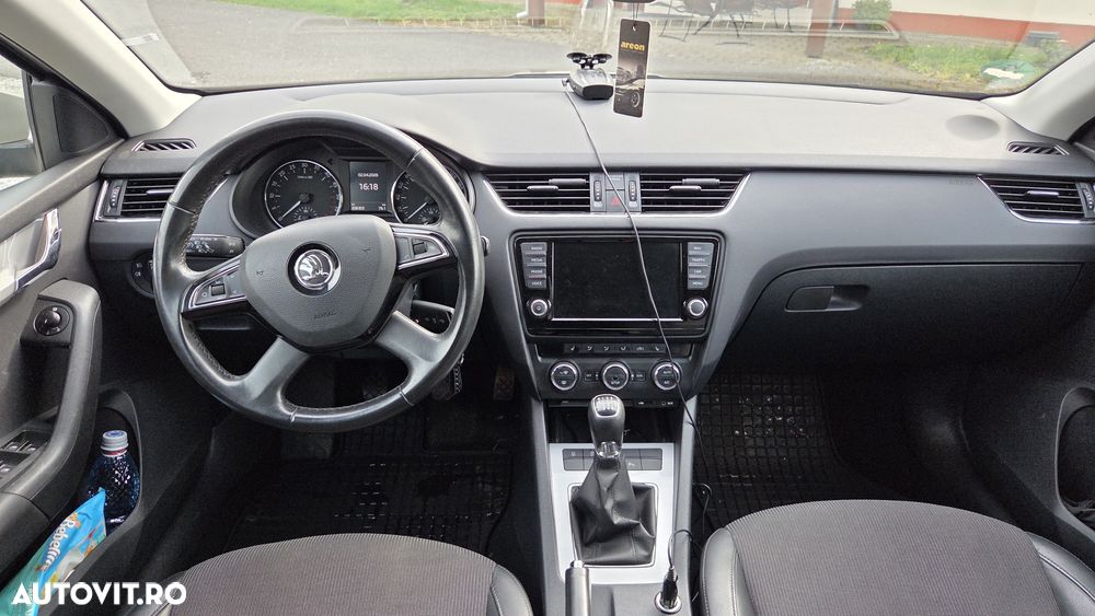 SKODA Octavia 2014 — imagine 8