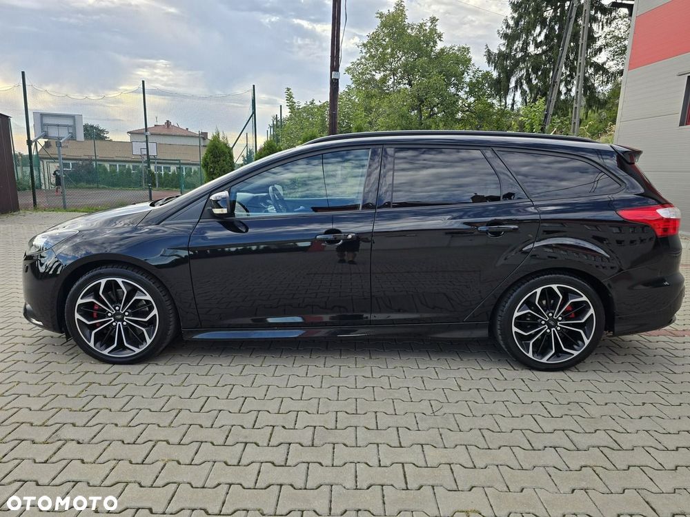 Ford Focus 2.0 EcoBoost ST mit Leder-Sport-Paket - 5