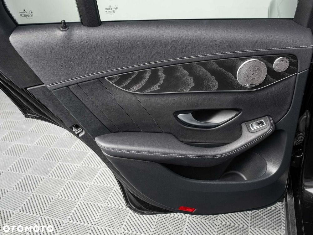 Mercedes-Benz GLC 200 d 4-Matic - 29