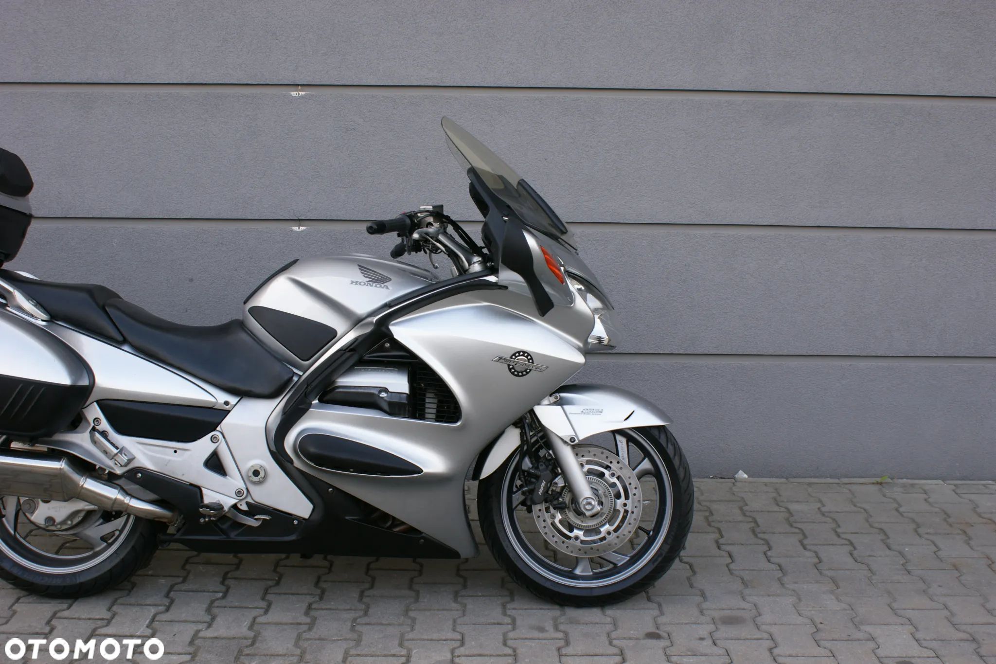 Honda ST - 10