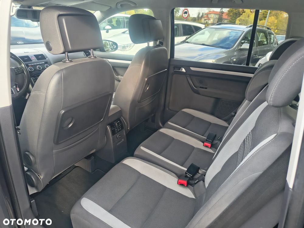 Volkswagen Touran 1.4 TSI Life - 21