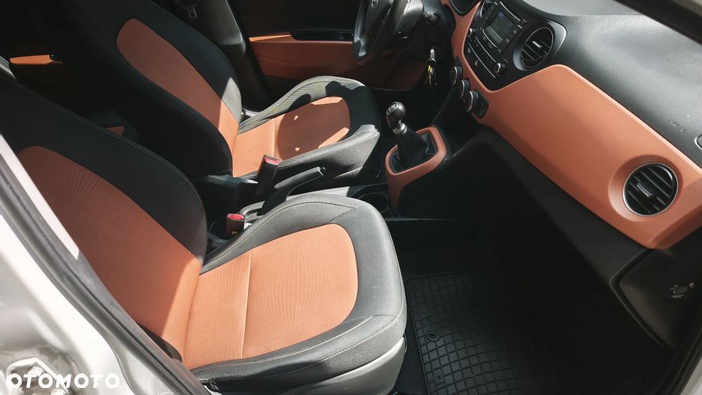 Hyundai i10 1.1 Comfort - 8
