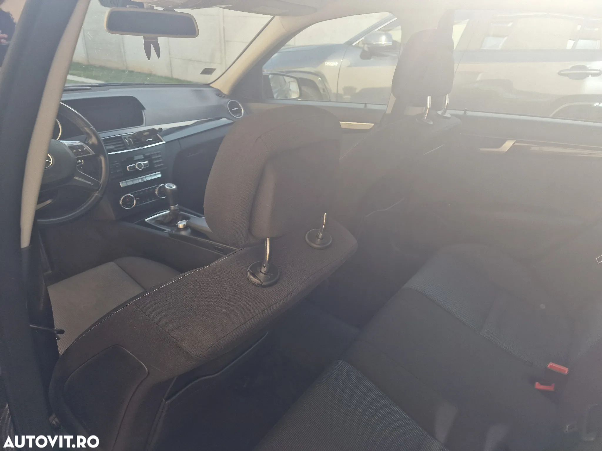 Mercedes-Benz C 200 T (BlueEFFICIENCY) - 10