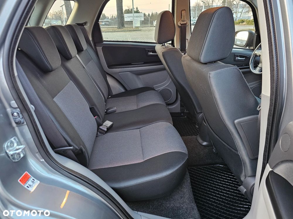 Suzuki SX4 1.6 Premium Outdoor - 27