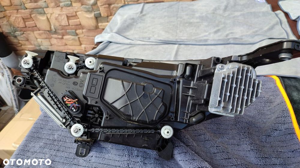 Lampa Prawa Przednia Oryg. Vw ID5 ID 5 Uszkodz. - 5