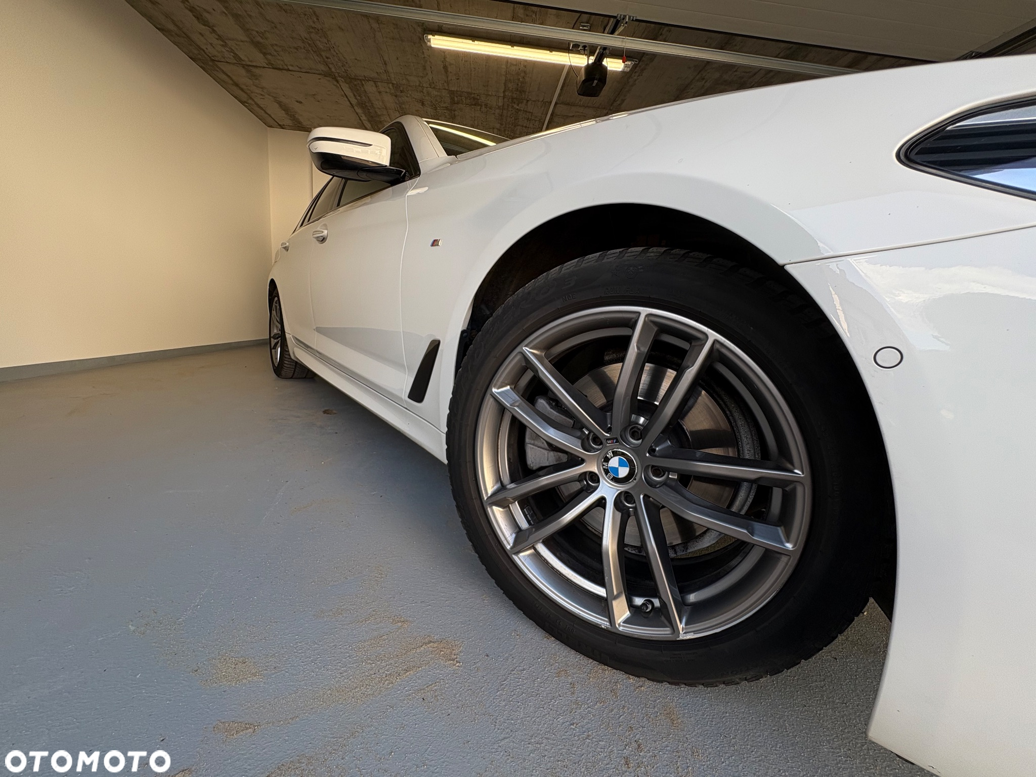 BMW Seria 5 520d xDrive M Sport sport - 5