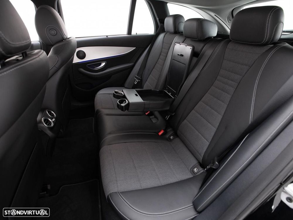 Mercedes-Benz E 300 de 4Matic 9G-TRONIC Avantgarde - 12