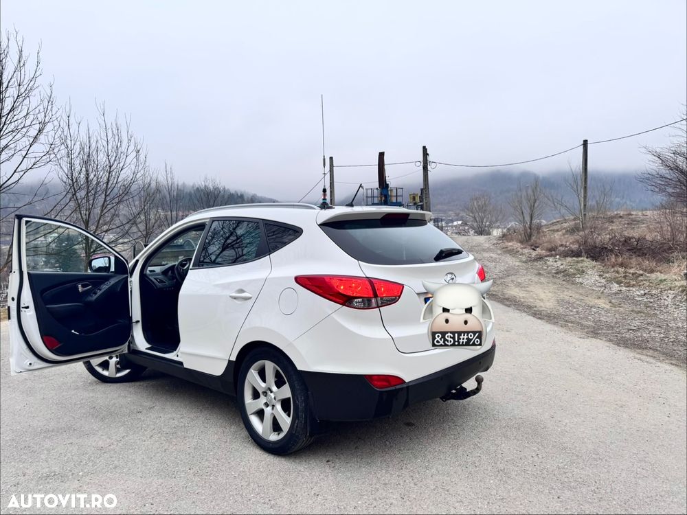 Hyundai ix35 2.0 CRDI 4WD Trend - 2