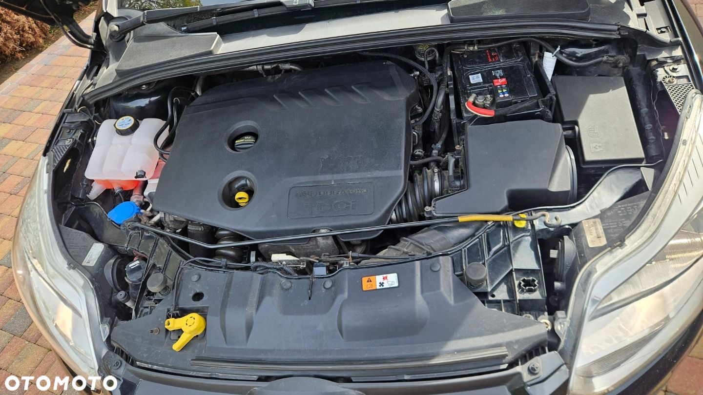 Ford Focus Turnier 1.6 TDCi DPF Start-Stopp-System Ambiente - 20