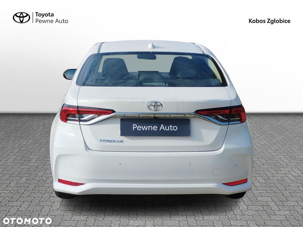 Toyota Corolla - 4