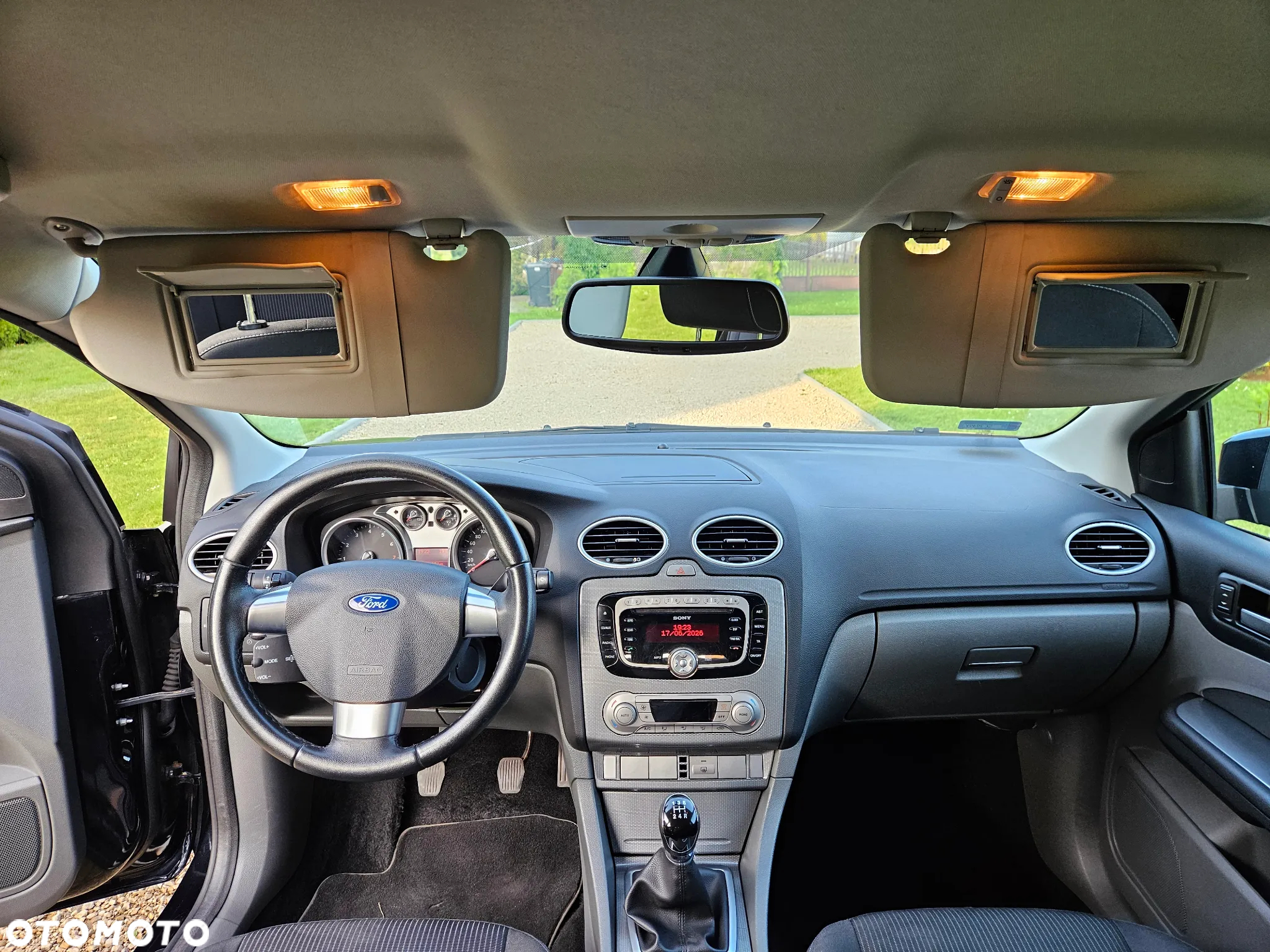 Ford Focus - 17