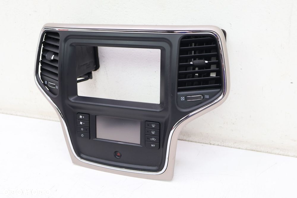 JEEP GRAND CHEROKEE WK2 OSŁONA RAMKA RADIA 90020301, 90020401 - 2