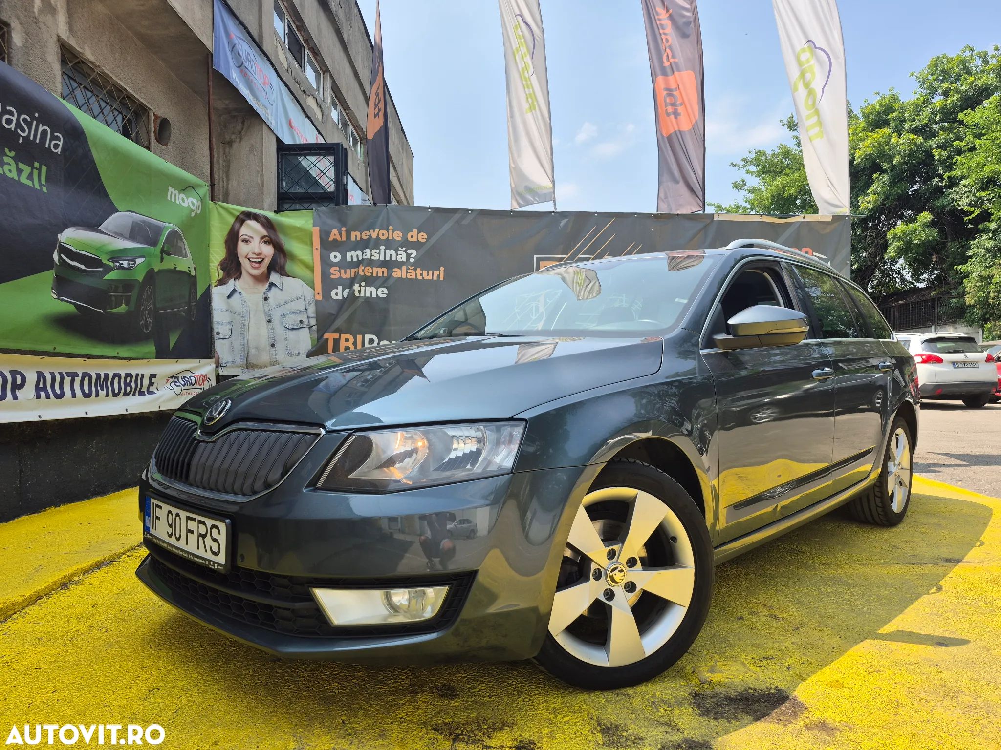 Skoda Octavia 1.6 TDI DSG Style - 1