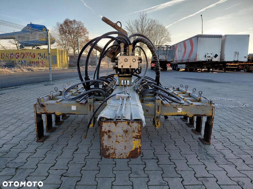 Inny Chwytak do rozkładania podkładów kolejowych RICHTER & MÜLLER HSG 5 - 3