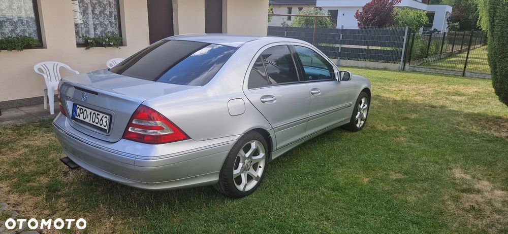 Mercedes-Benz Klasa C 200 Kompressor Sport Edition - 8