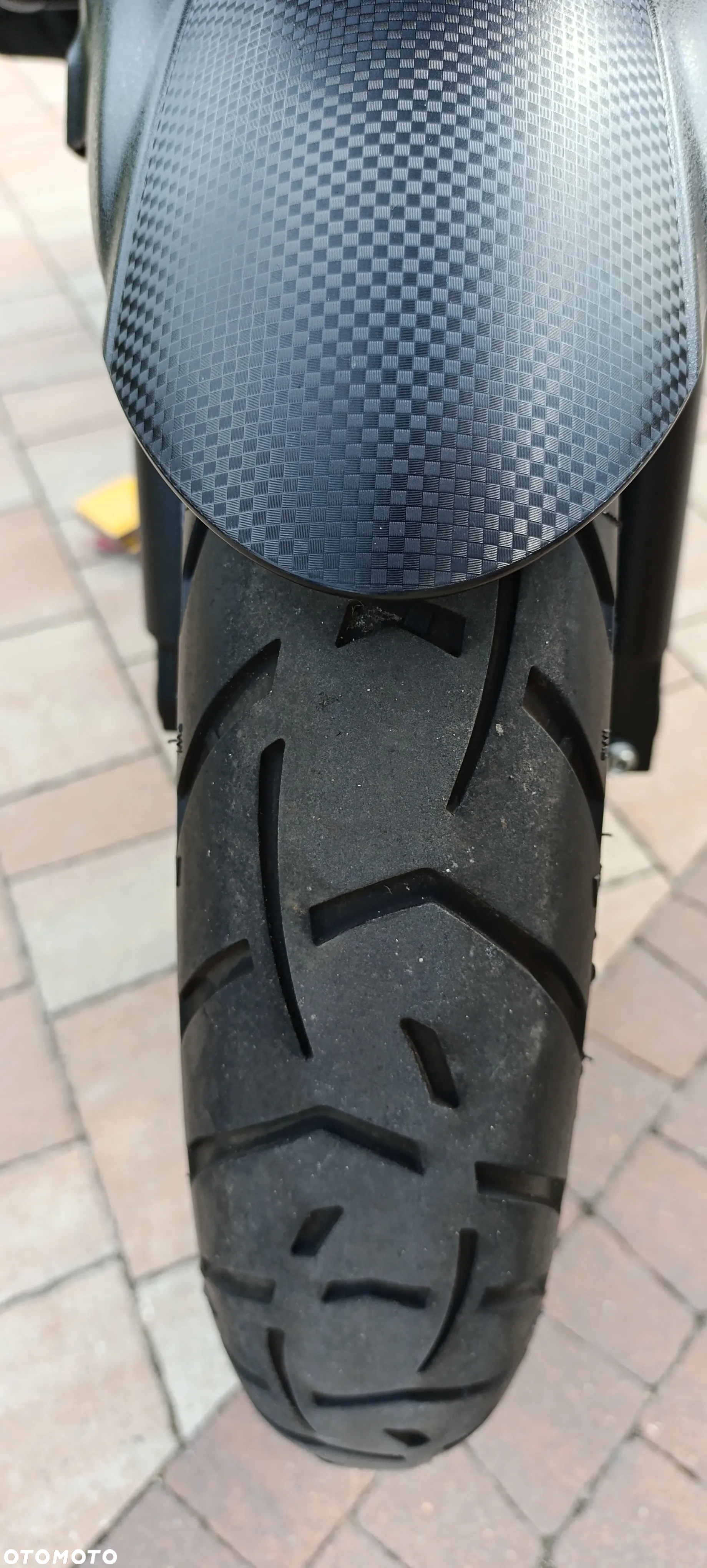 Suzuki V-STROM - 20