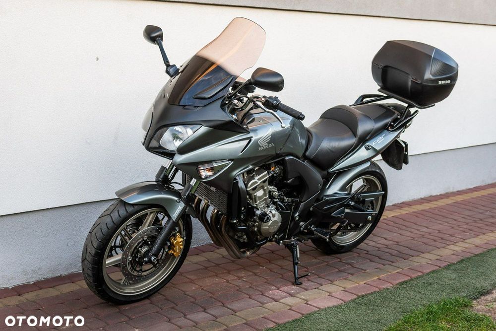 Honda CBF - 6